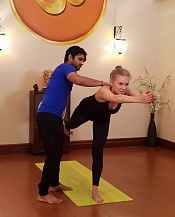 Draw game of individual hatha yoga class