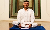 Прямой эфир «Основы хатха-йога. Польза и советы для новичков». Учитель йоги Сриджин